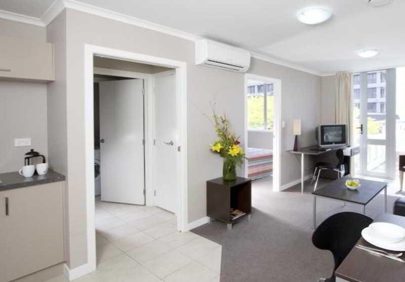 Quest On Ward Serviced Apartments Hamilton Esterno foto