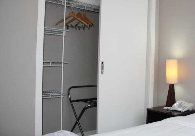 Quest On Ward Serviced Apartments Hamilton Esterno foto