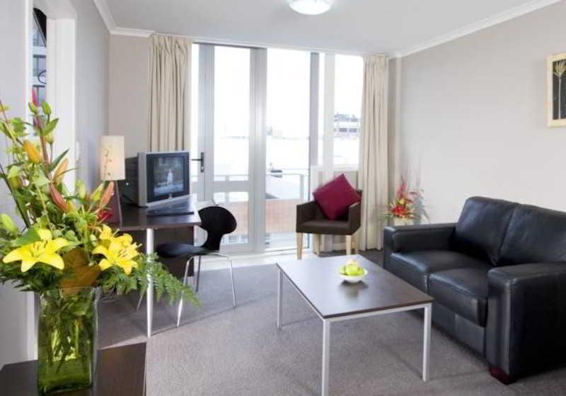 Quest On Ward Serviced Apartments Hamilton Esterno foto