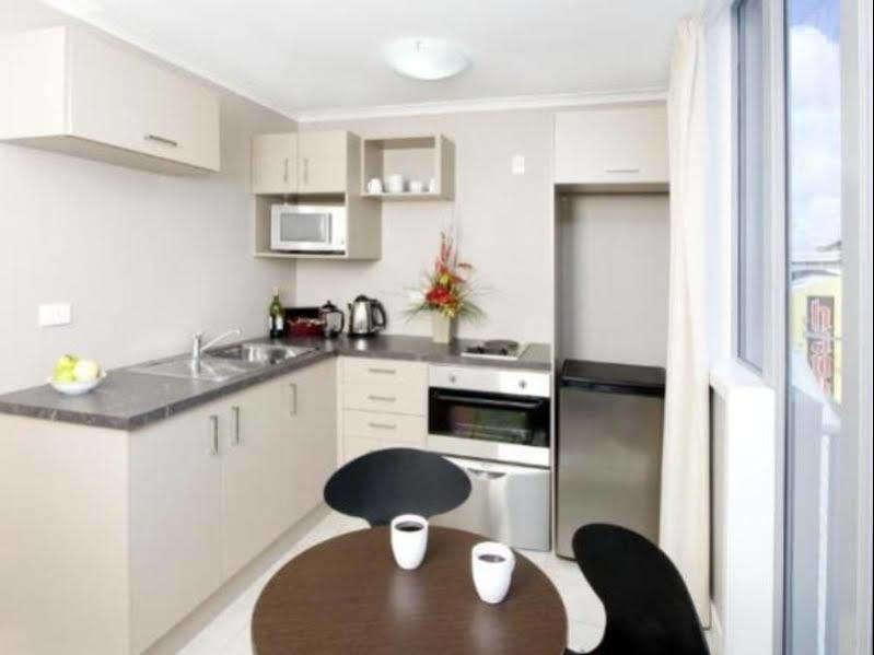 Quest On Ward Serviced Apartments Hamilton Esterno foto